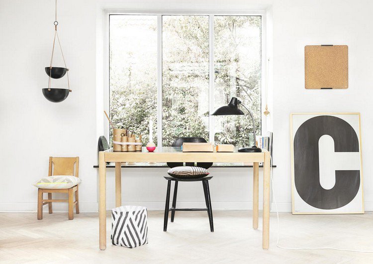 simple home workspace Home Office: How To Create A Scandinavian Feeling