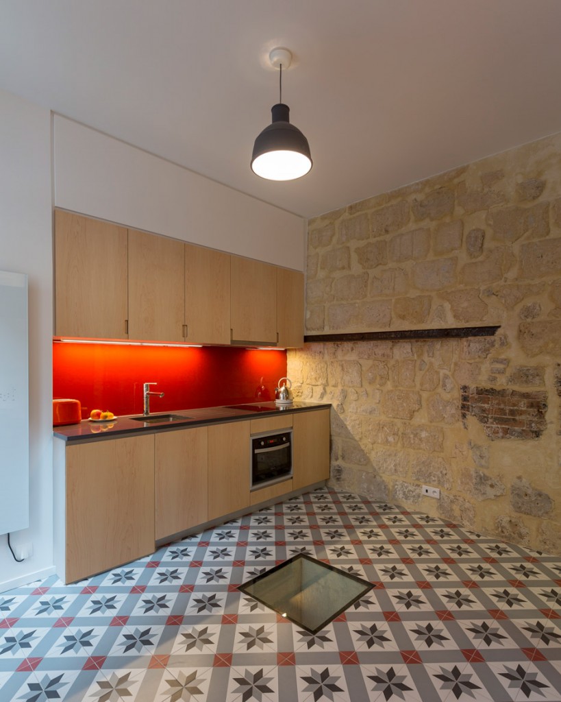 a secret basement was found during the renovation of this old parisian apartment 2 819x1024 A Secret Basement Was Found During The Renovation Of This Old Parisian Apartment