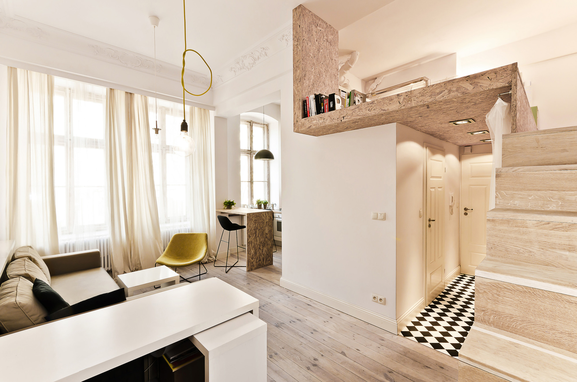 29 sqm 3xa 6 OSB Was Used To Build a Mezzanine in This Tiny 29m² Apartment