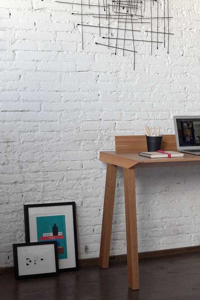 Ernest Desk – a minimalist office desk by designer Borja Garcia