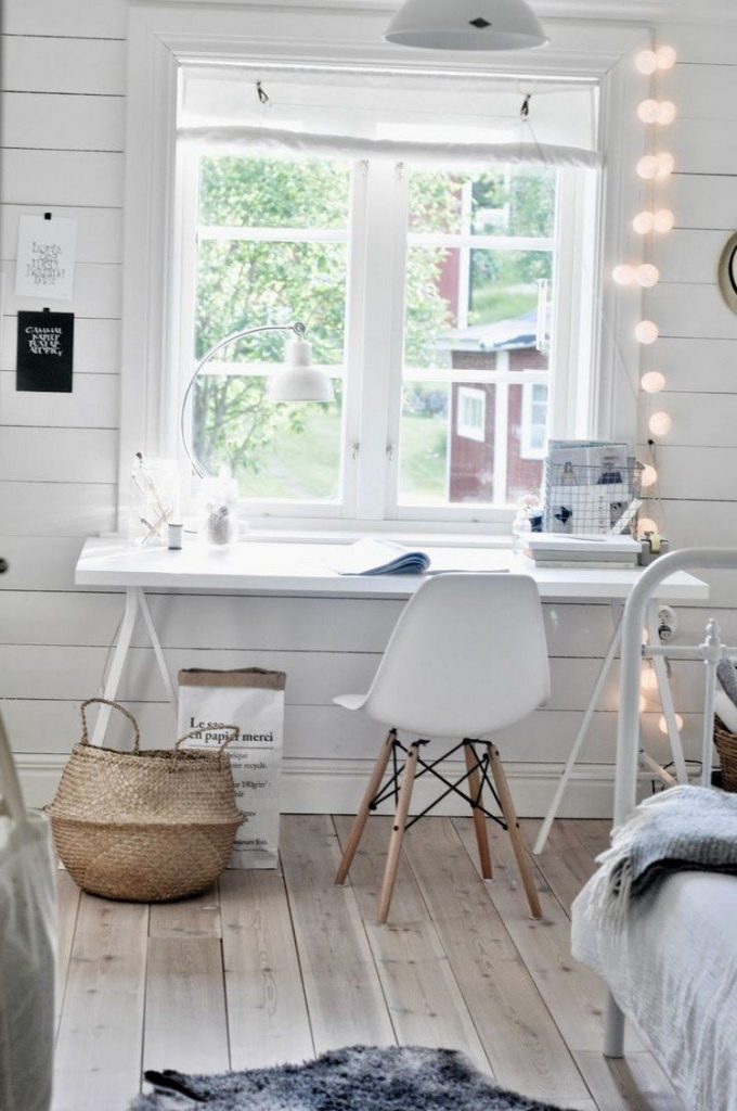 light bulb decoration in this minimalist home workspace 680x1024 Home Office: How To Create A Scandinavian Feeling