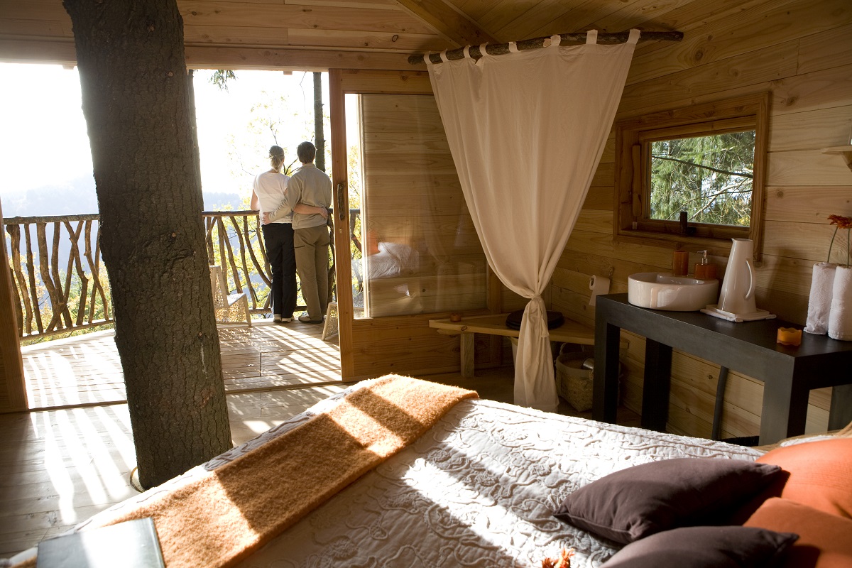 cabanes als arbres girona spain 2 10 Most Amazing Treehouse Hotels From Which You Would Never Wish To Check Out