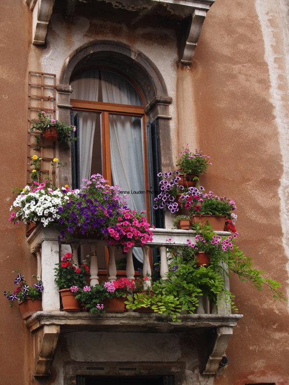 awesome balcony with flowers 35 Worlds Most Beautiful Balconies