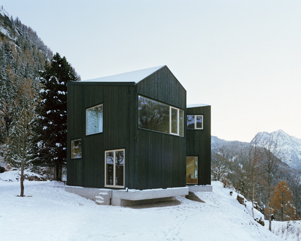 minimal cabin in switzerland by lacroix chessex architectes 4 1024x821 Minimal Cabin In Switzerland By Lacroix Chessex Architectes