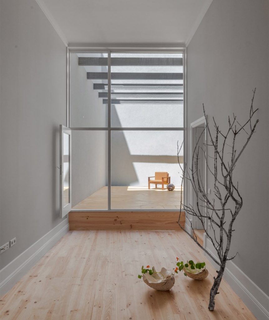 an old townhouse renovation in porto by pedro ferreira architecture studio 10 863x1024 An Old Townhouse renovation in Porto by Pedro Ferreira Architecture Studio
