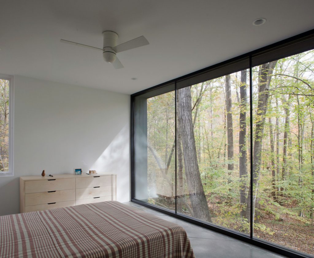 black house hidden in the forest by in situ studio 4 1024x840 Black House Hidden In The Forest By in situ studio
