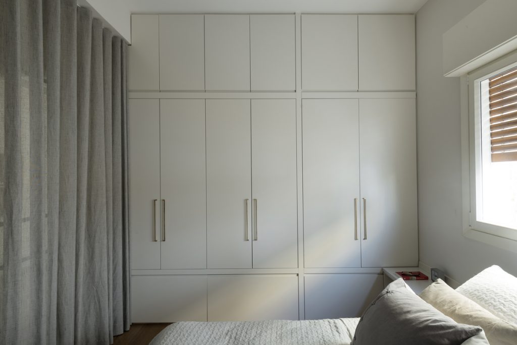 17050 sleeping room  1024x684 59m² Apartment in Central Tel Aviv by XS Studio