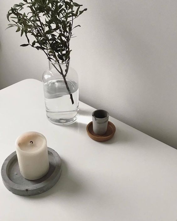 scented candle How to Transform Your Home into a Relaxing Place