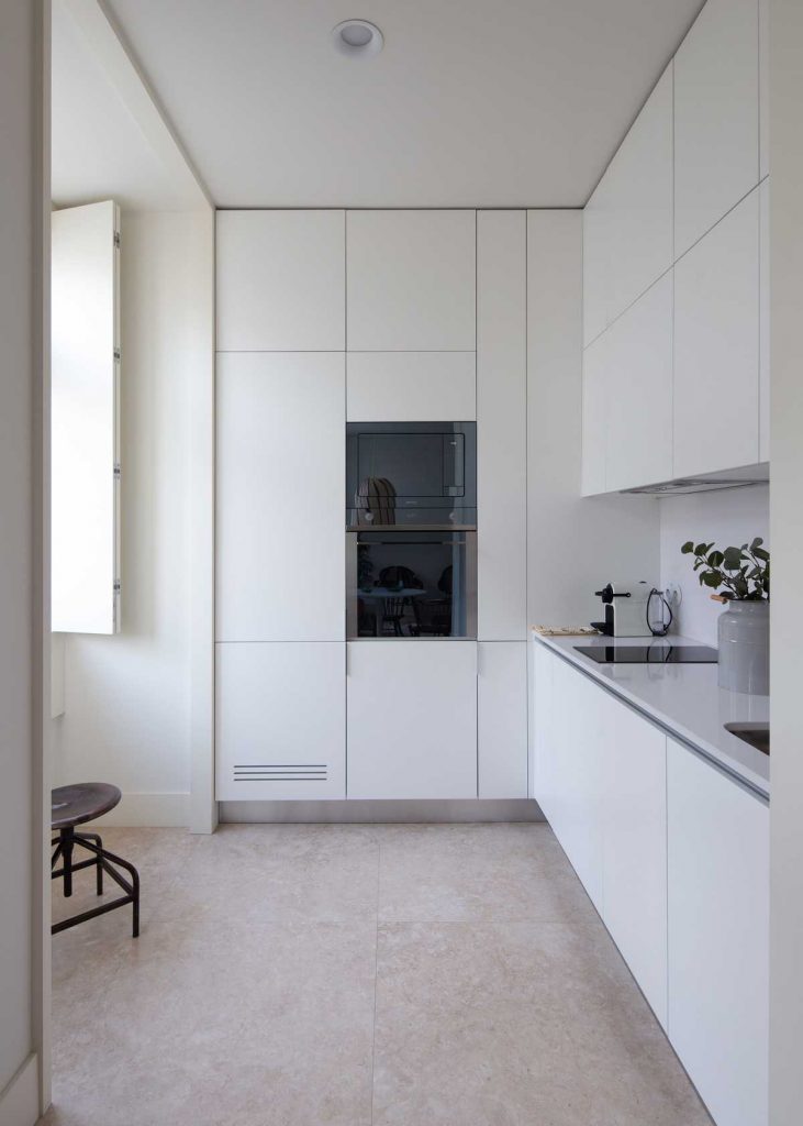 %name A Bright Renovated Apartment In Lisbon By STC Arquitetura
