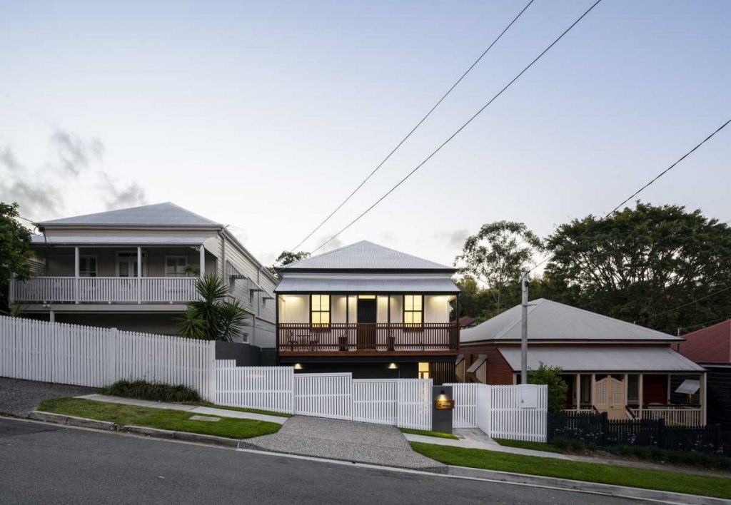 %name Small workers cottage renovation in Paddington by Studio 15b