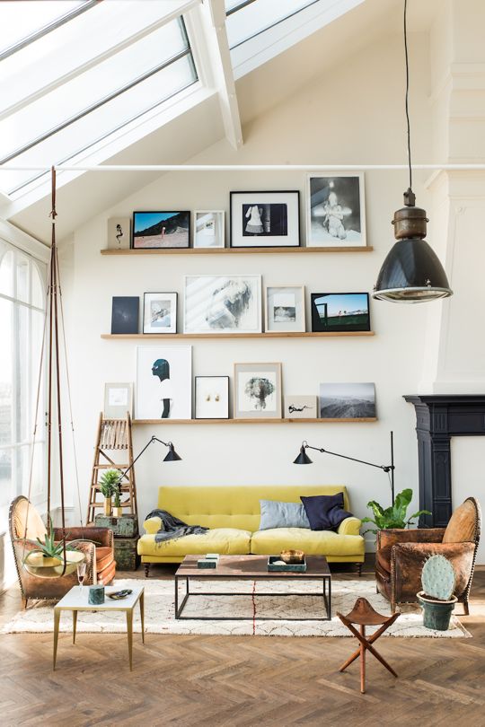 How To Make The Most Of High Ceilings - How To Decorate A Wall With Vaulted Ceilings