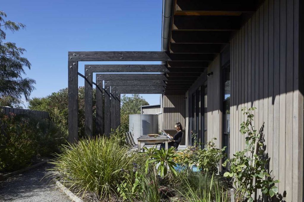 %name House for a retired couple by Andrew Child Architecture