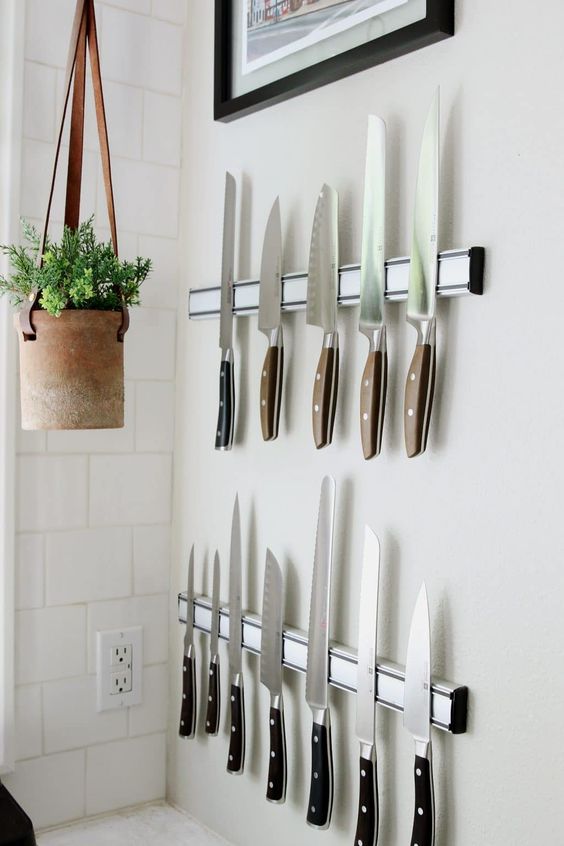 knife stand Four Maintenance Tips for a Well Functioning Kitchen