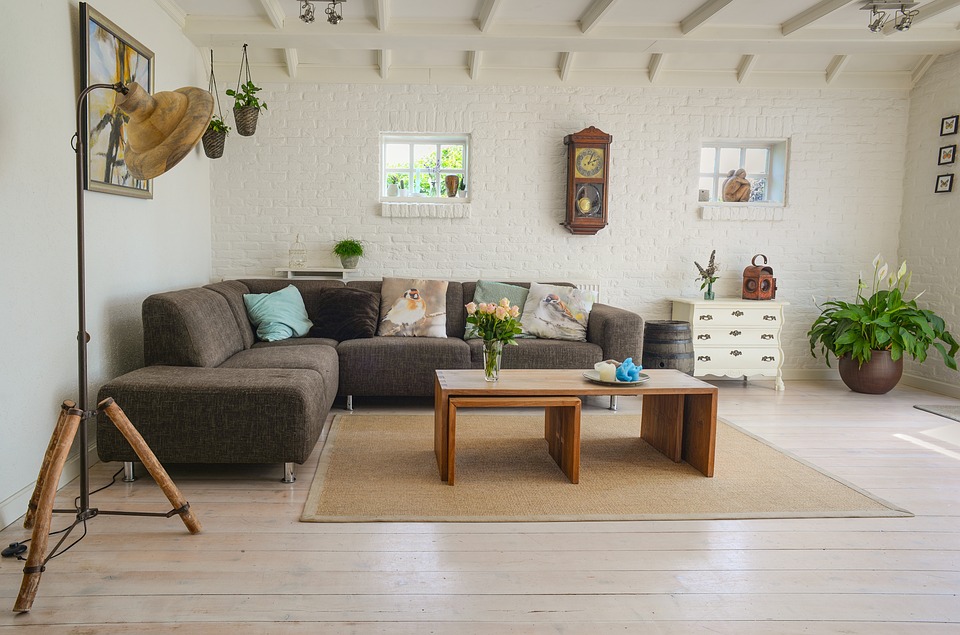 living room How to Protect Your Furniture When Moving