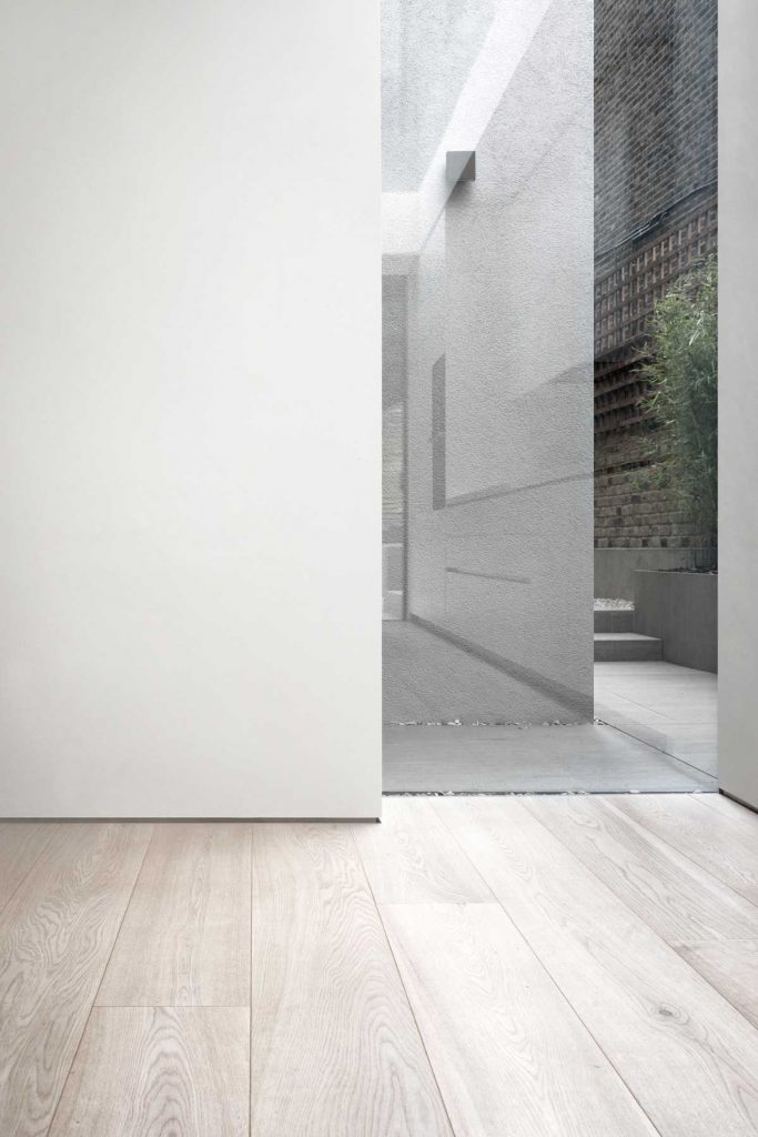%name Extension of a single storey garden flat by Alexander Martin Architects