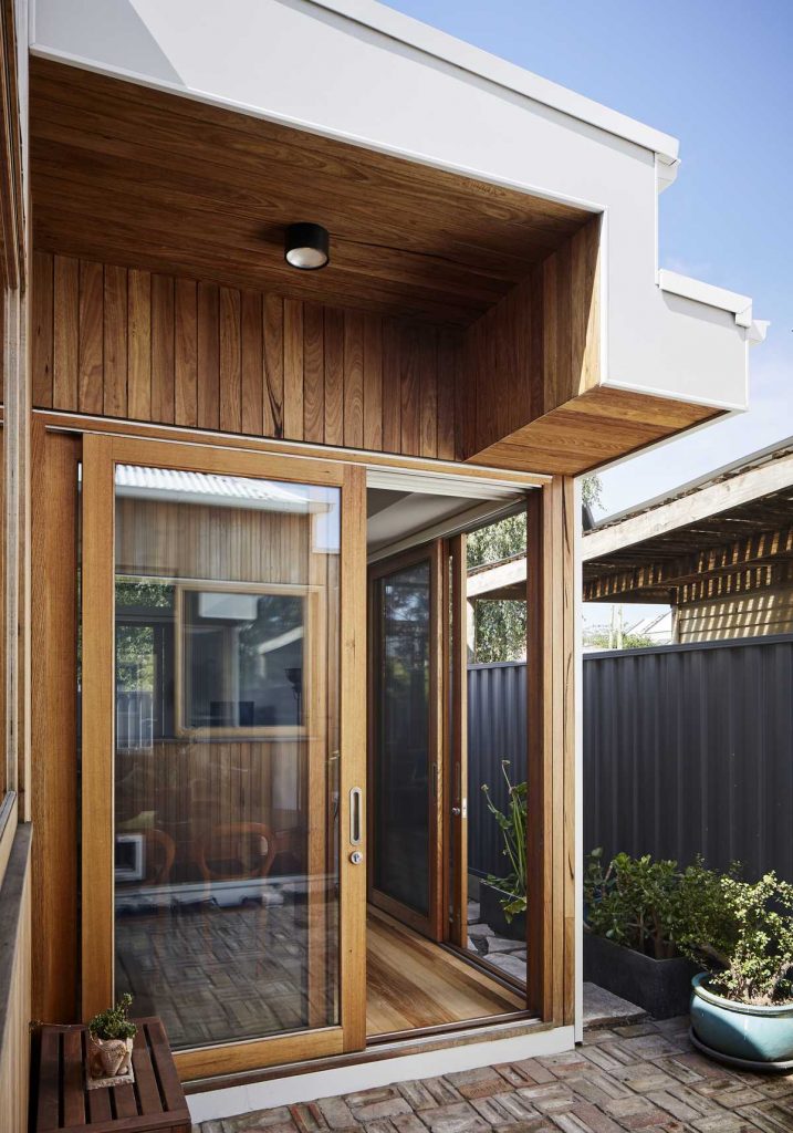 %name A transformation of a Brunswick weatherboard cottage by Gardiner Architects
