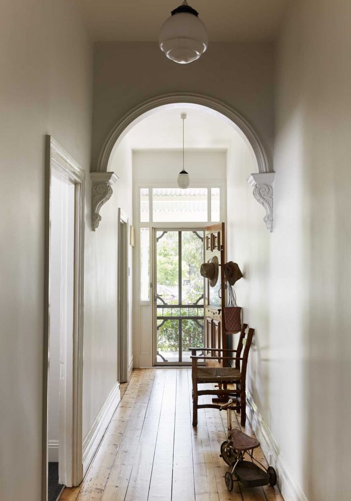 %name A transformation of a Brunswick weatherboard cottage by Gardiner Architects