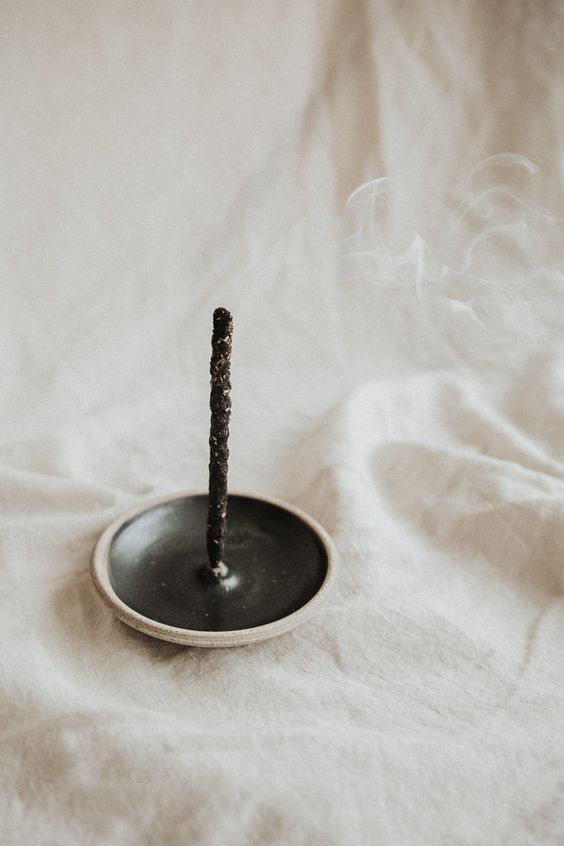 black and sandy white ceramic holder Incense holder: 50+ Best Holders You Can Get Right Now