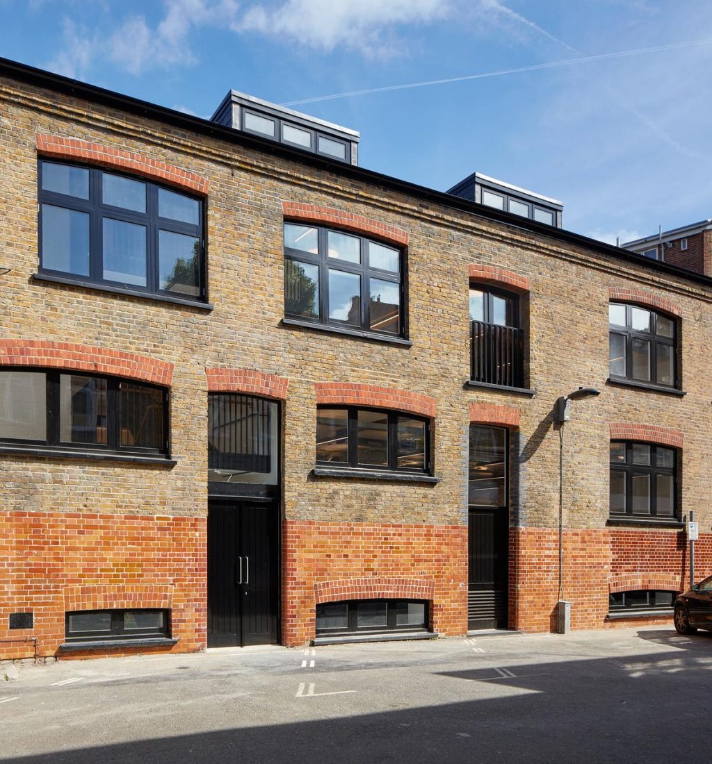 Open-plan Office Space in an Industrial Building by Platform 5 Architects