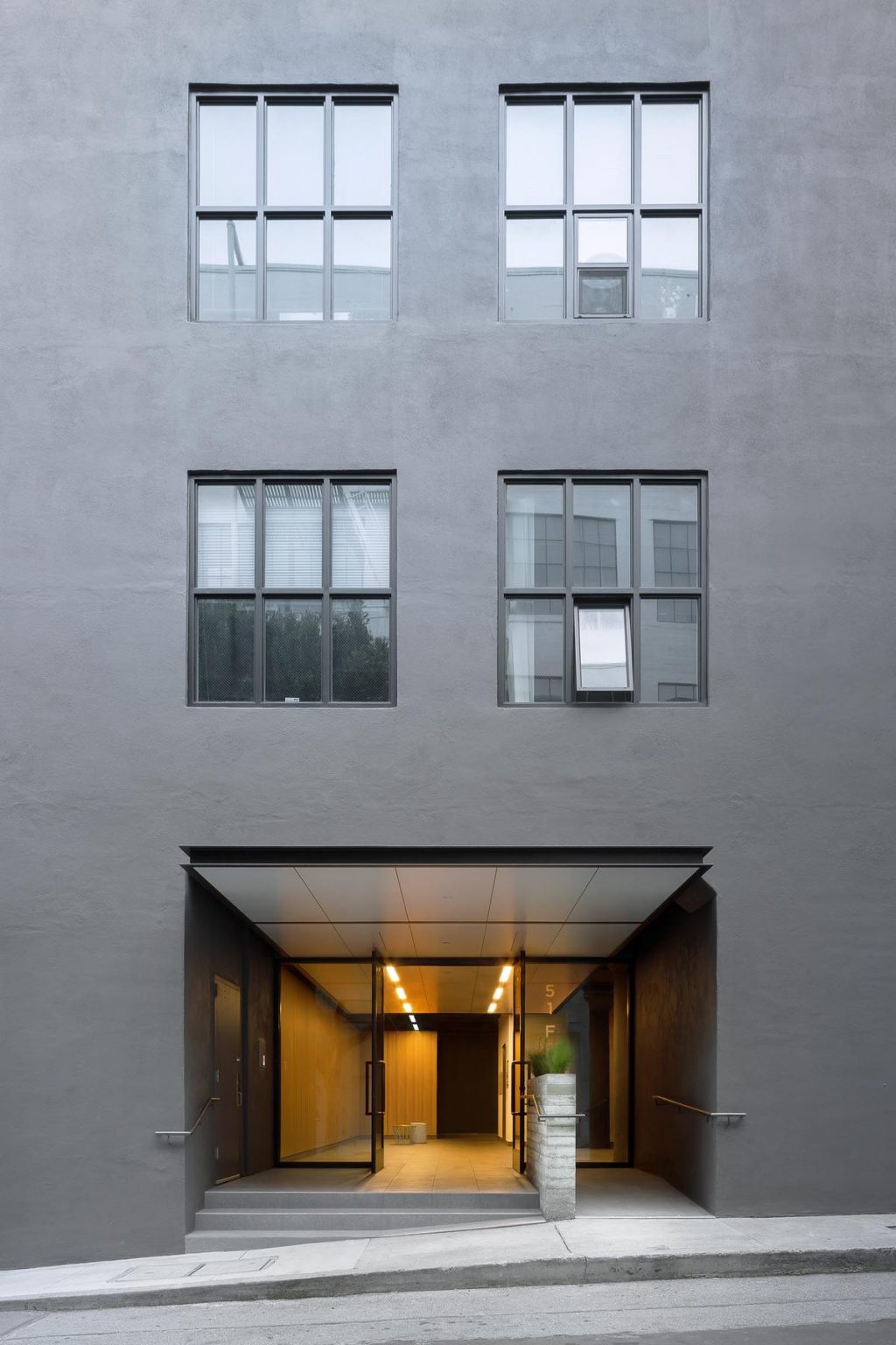 Lobby Renovation of a 1923’s Industrial Office Building