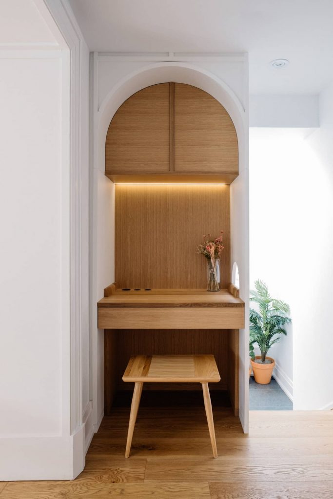 desk unit 683x1024 A Contemporary Renovation of a House in the West End of Toronto