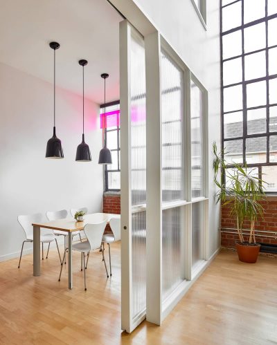 6 Advantages of Using Partition Walls in Your Home and Office
