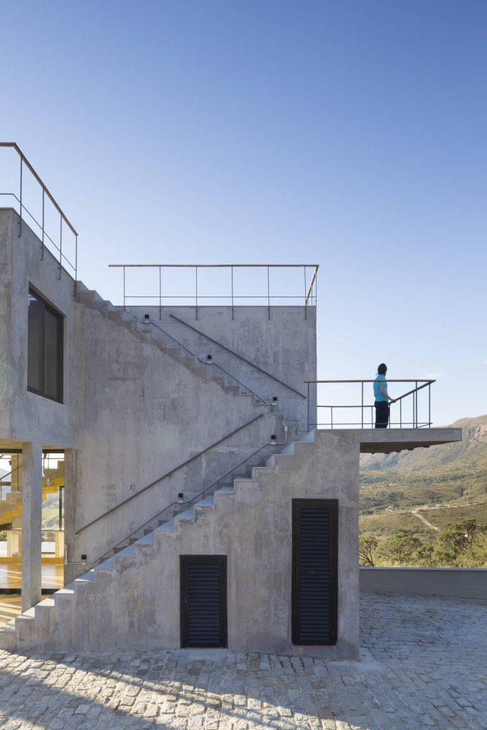 stairs 683x1024 A Modern Concrete House In Brazil With Stunning Views Of The Sierra da Moeda