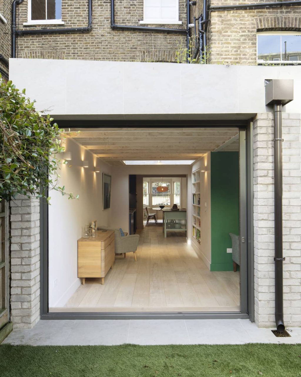 Extension of a Victorian House in London by Sam Tisdall Architects