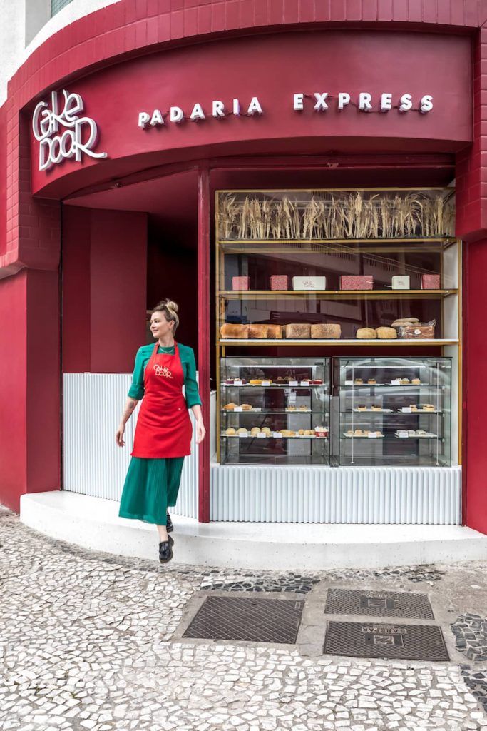 reddish tone facade 683x1024 Cake Door   a Corner Bakery by BOSCARDIN CORSI Architects