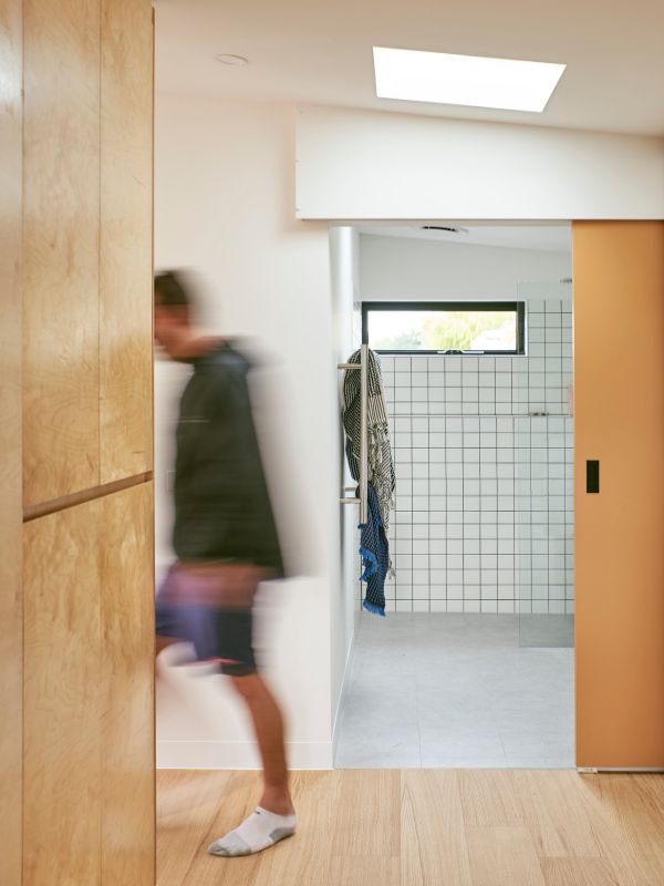 looking to the bathroom A Backyard Studio by Drawing Room Architecture