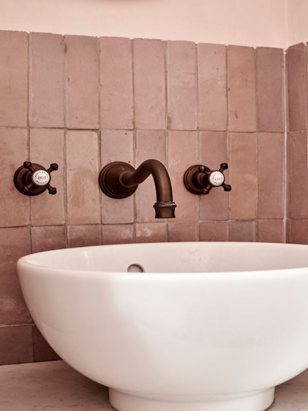 sink Renovation of a Stunning 1930s Detached Home by Yoko Kloeden Design