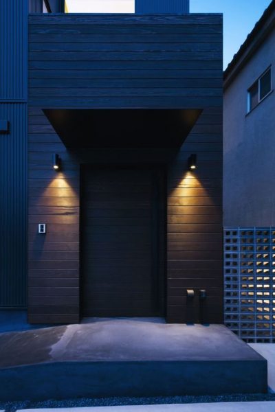 8 Tips To Mix And Match Home Exterior Lights