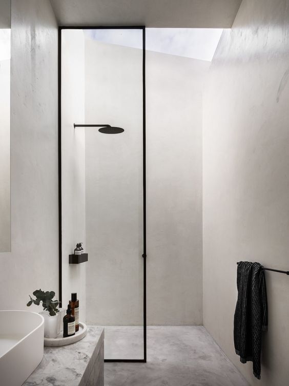 How To Design the Perfect Walk-In Shower