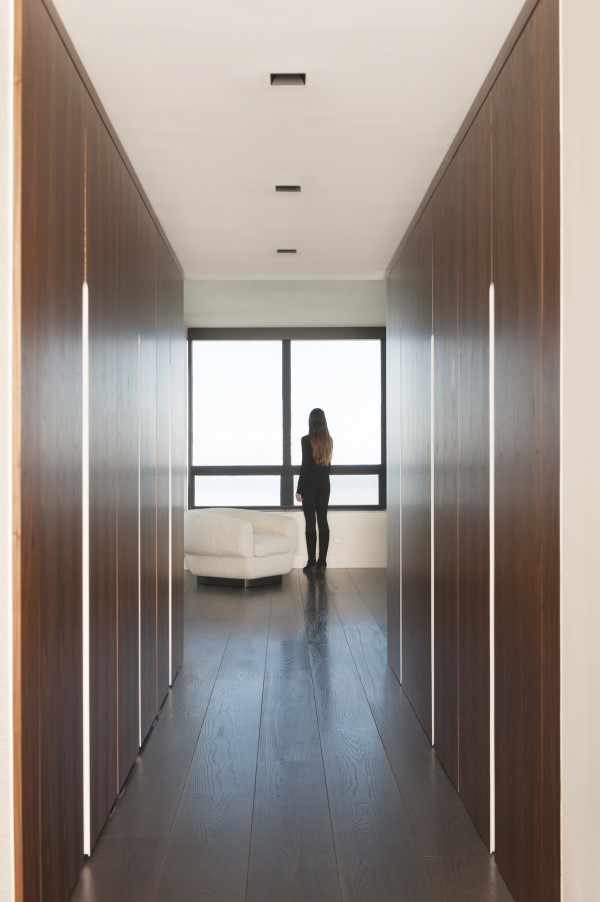 entry hall Water Tower Two by Searl Lamaster Howe Architects