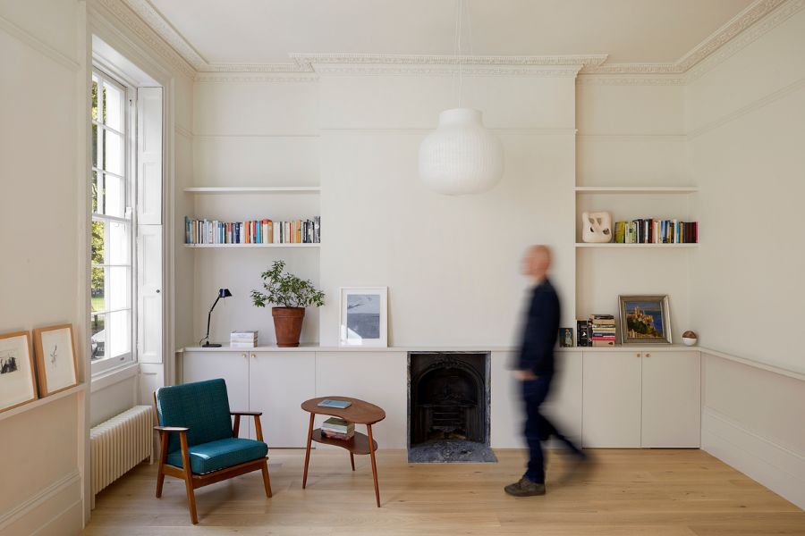 living area Highbury Fields Apartment by Patalab Architects