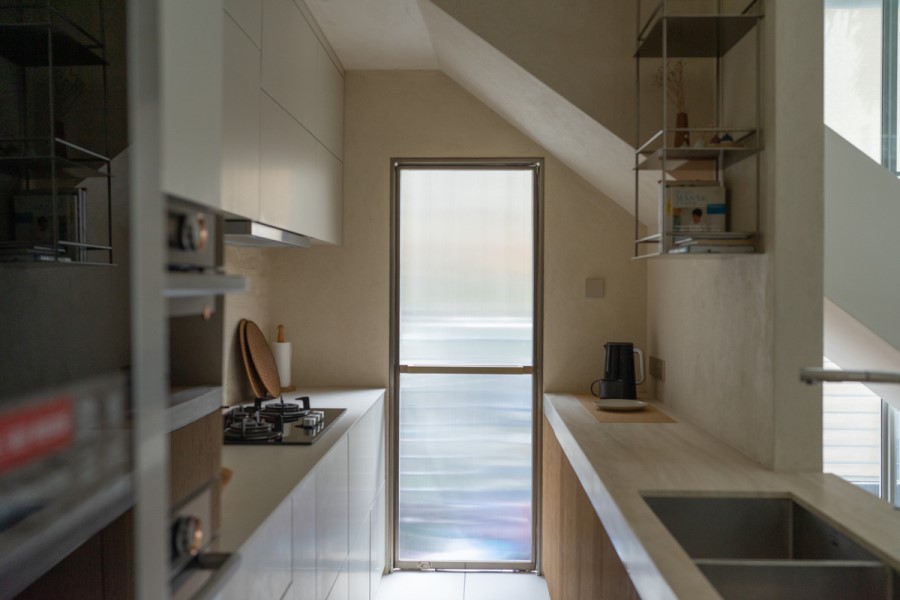 kitchen view East Coast Avenue by PI Architects