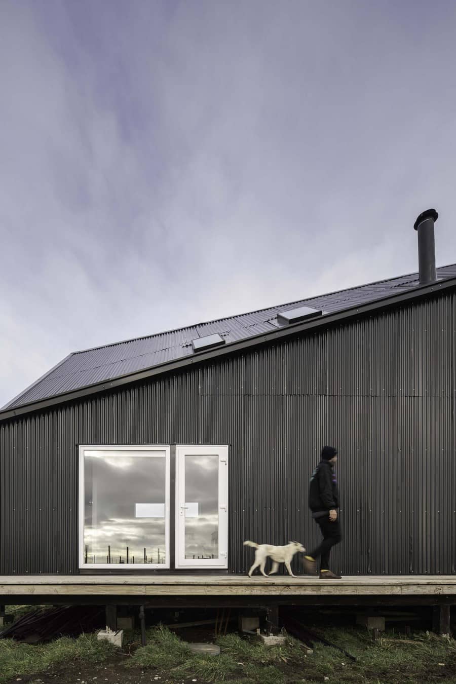 terrace Ridge House by Estudio Diagonal Architects