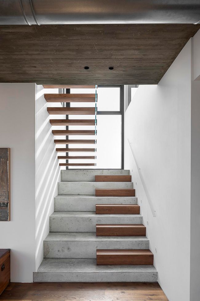 staircase details Bet Galim Duplex by Erez Shani Architecture