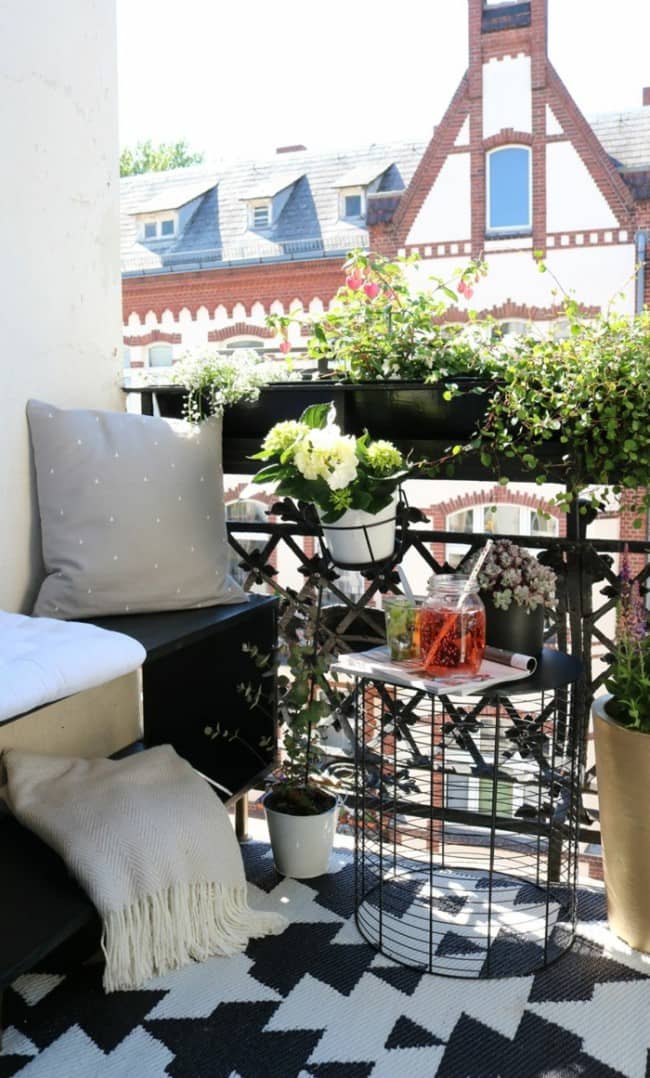 cozy balcony 6 Ways To Spruce Up Your Balcony