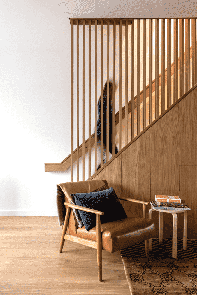 entry stair screen Rejuvenating a Narrow Home: Transforming Challenges into Elegant Solutions