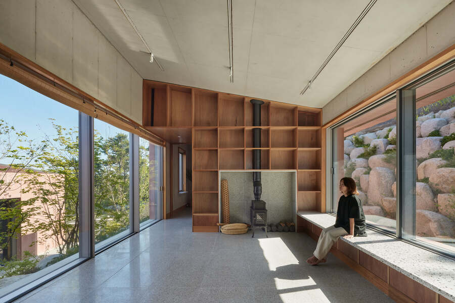 living room Seosaeng House: Marrying Architectural Imagination with Korean Tradition