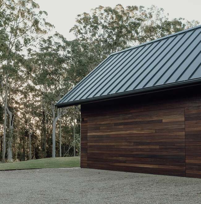 timber building Creating a Home for Connection: Blending Tradition, Landscape, and Flexibility