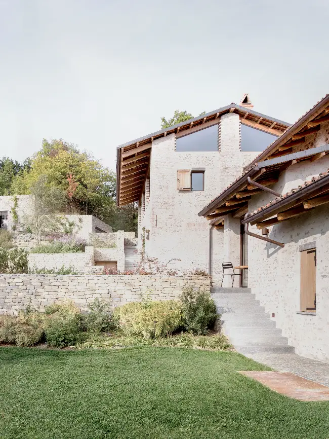 %name Renewing Italian Heritage: Jonathan Tuckey Designs Remarkable Cascina Project