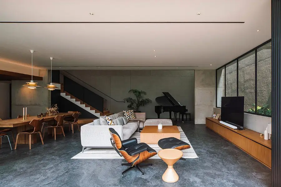 %name Jakartas Urban Retreat: A Fusion of Modernism and Cozy Interiors