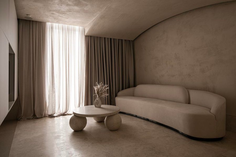 living room twentyfour: A Fusion of Tradition and Modernity in Rabat, Malta